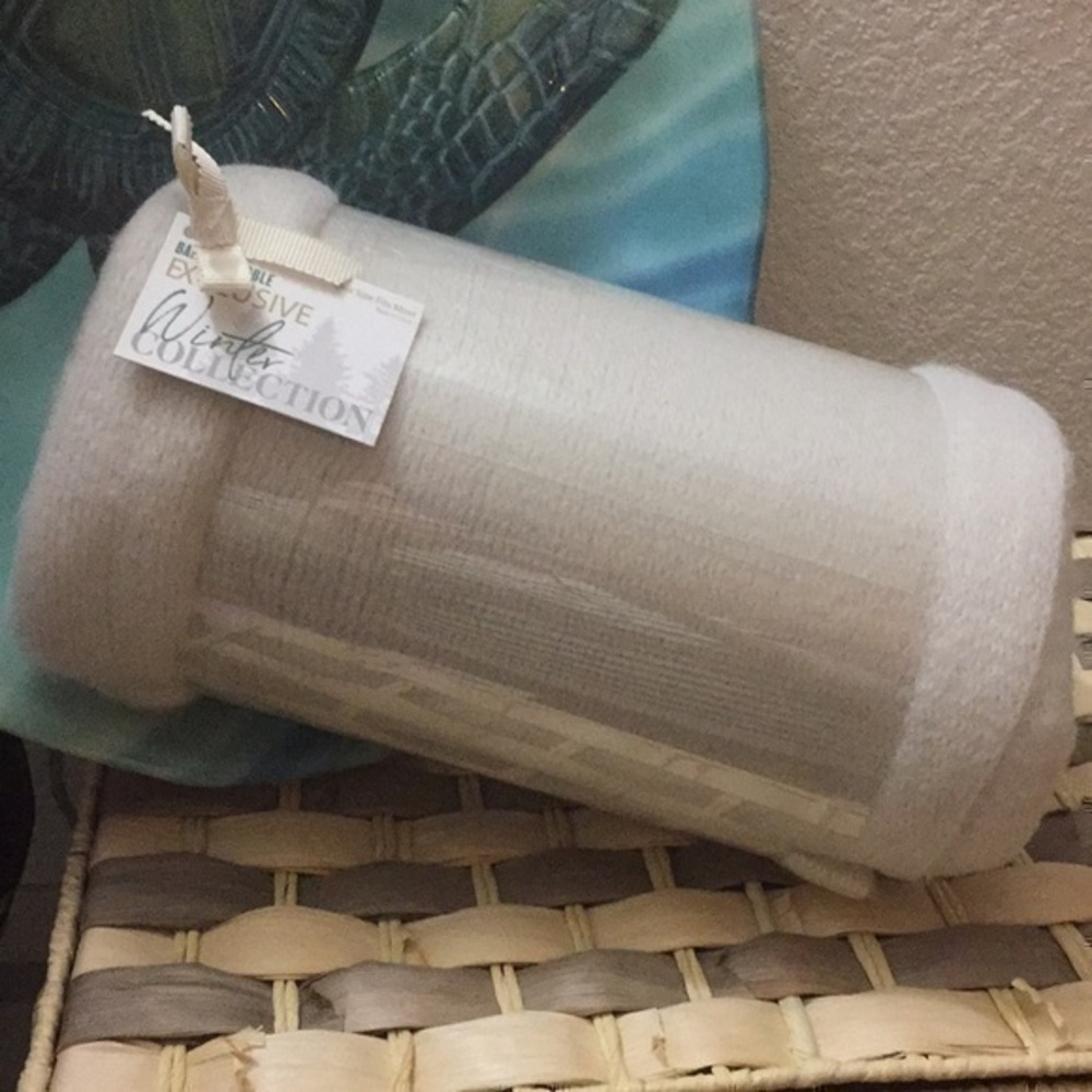 2/$49 NWT Unisex Fringed Scarf Soft Cream Ivory White Sand Winter OSFM Men Women